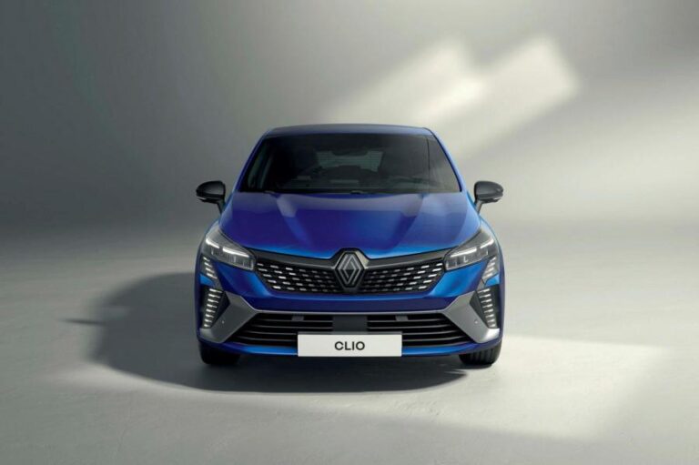 Read more about the article RENAULT CLIO ALPINE – BVM6 – 1.5 DCI – 115 CV – BLEU – 2024