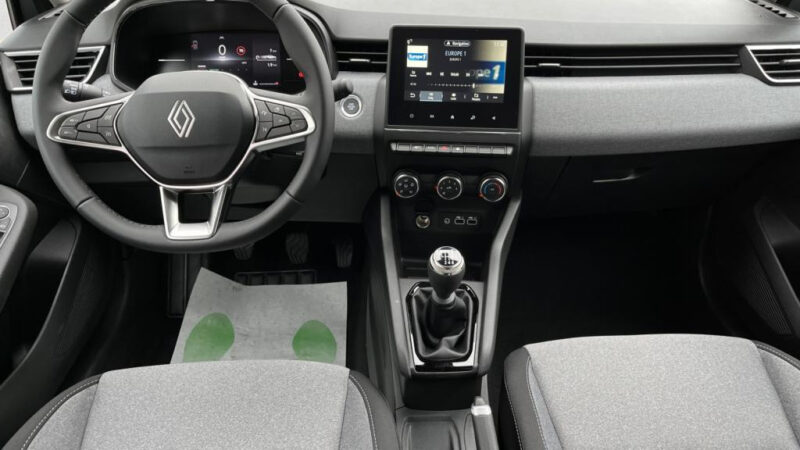 renault-clio-gris-rafale-9